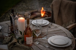 Food and drink - Silver Moon -  a cabin that sleeps 2 guests (Holbeton)