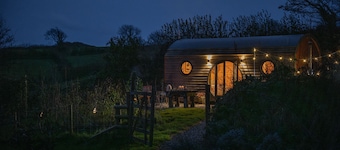 Silver Moon - a cabin that sleeps 2 guests