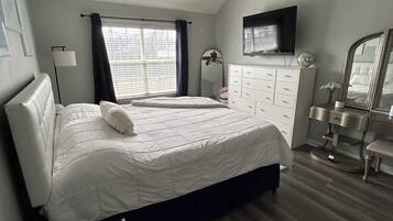 3 bedrooms, WiFi, bed sheets