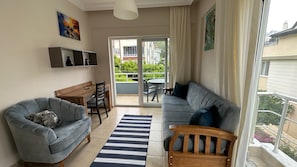 Classic-Apartment, Gartenblick | Wohnbereich