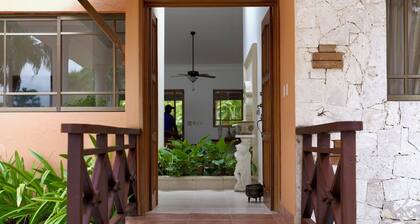 Villa Aurora JuanDolio-GuavaBerry-3BR-4Bds-6Px-WiFi-BBQ-Pool