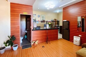 Unclassified image, 4 of 14, button - RedDoorz @ 4ks Pension House Bogo City Cebu (Bogo City)