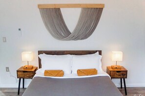2 chambres, fer et planche à repasser, lit parapluie, Wi-Fi gratuit