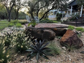 Property grounds - Serene 11-acre retreat in Driftwood, Texas at the threshold of the Hill Country. (Driftwood)
