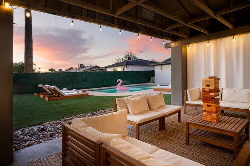 Old Town Scottsdale I Heated Pool I King Bed I 4 Bedroom