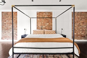 4 Schlafzimmer, Bügeleisen/Bügelbrett, WLAN, Bettwäsche