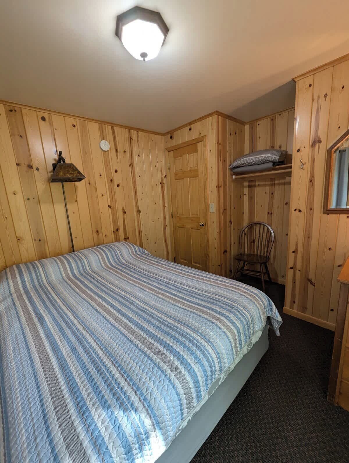 2 bedrooms, iron/ironing board, travel crib, free WiFi