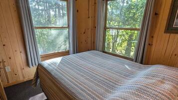 2 chambres, fer et planche à repasser, lit parapluie, Wi-Fi gratuit