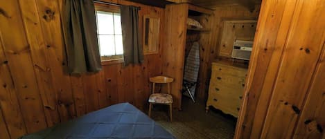 2 Schlafzimmer, Bügeleisen/Bügelbrett, Reisekinderbett, kostenloses WLAN