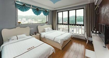 Shengsi Yihai House B & B
