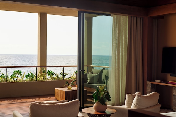 Chambre, plusieurs lits, en front de plage (Canalan Villa) | Terrasse/Patio