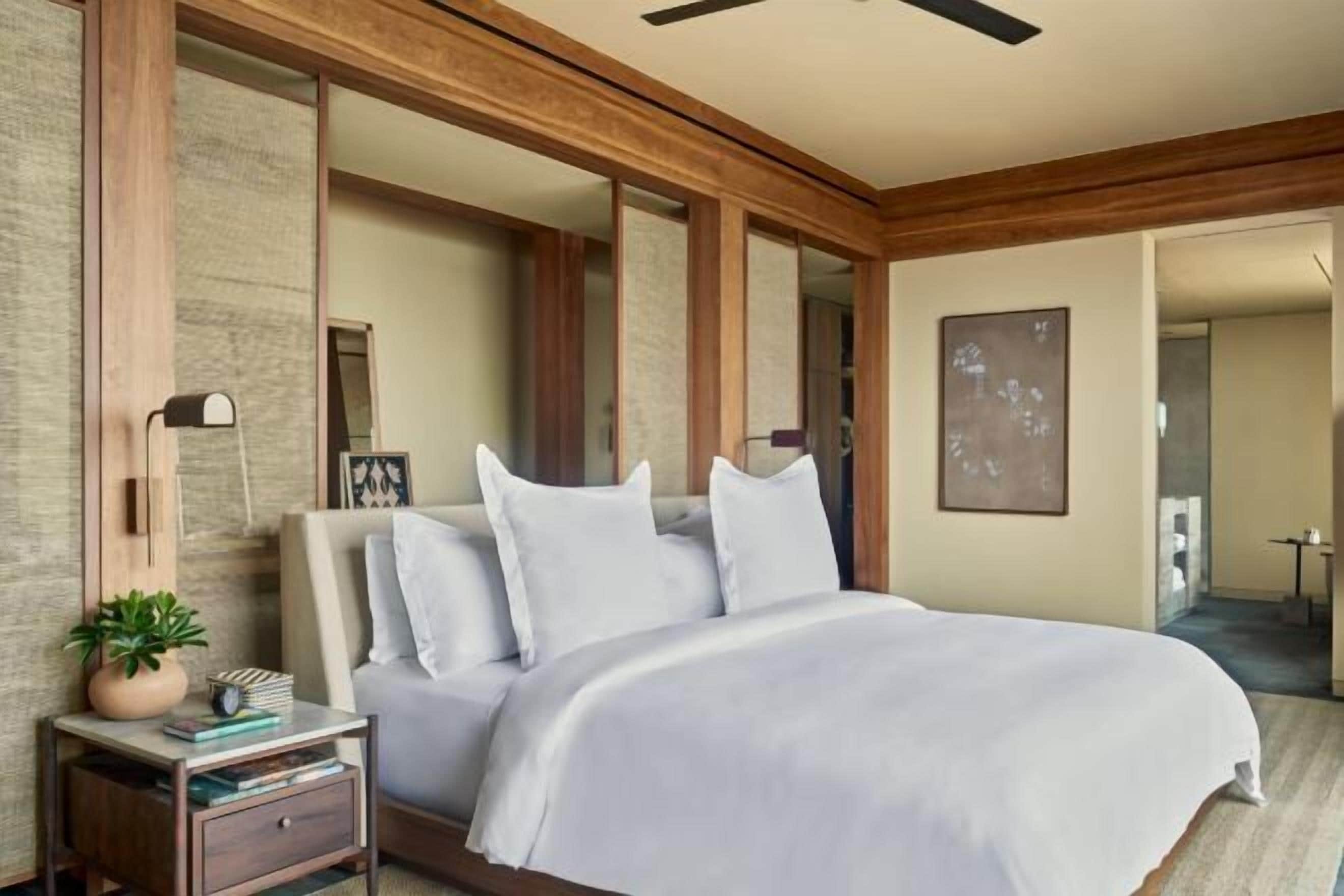 Premium bedding, free minibar items, in-room safe