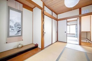 Room - Hiyori Nisijin (Kyoto)