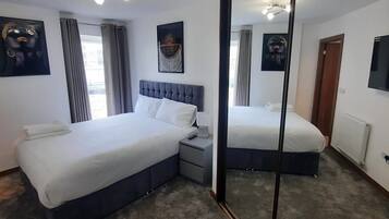 2 bedrooms, WiFi, bed sheets