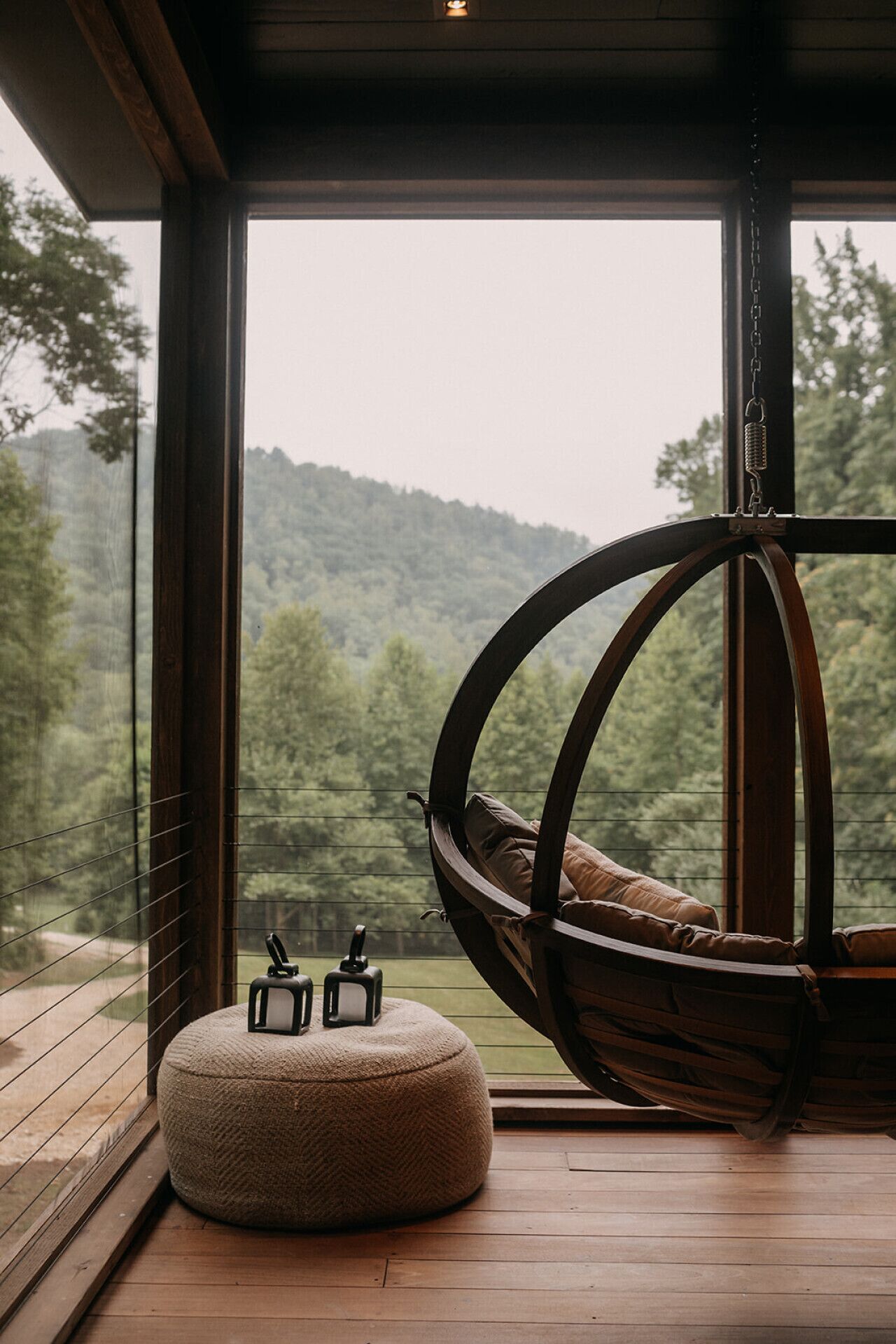 المنشأة من الداخل