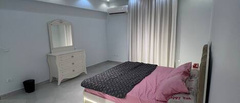 2 sovrum, strykjärn/strykbräda, wi-fi och sängkläder