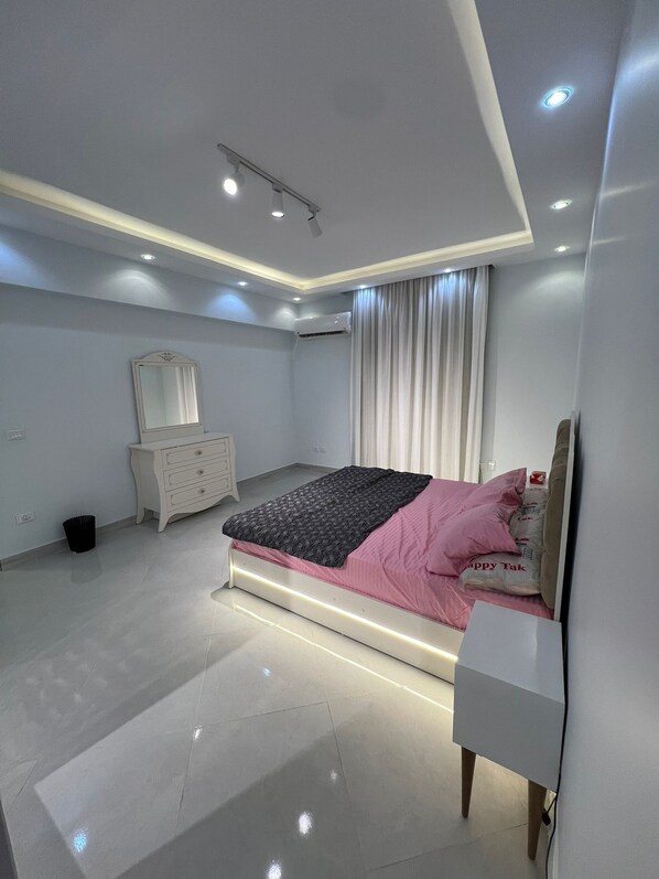 2 sovrum, strykjärn/strykbräda, wi-fi och sängkläder