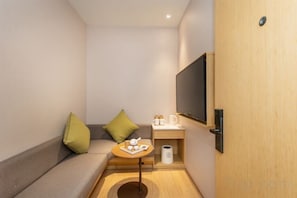 Unclassified image, 5 of 43, button - JI Hotel (Shanghai The Bund Ningbo Road) (Shanghai)