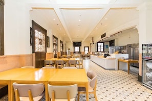 Unclassified image, 2 of 43, button - JI Hotel (Shanghai The Bund Ningbo Road) (Shanghai)