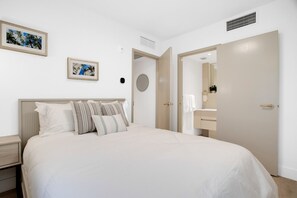 2 dormitoris, escriptori, planxa i posts de planxar i wifi gratuïta 