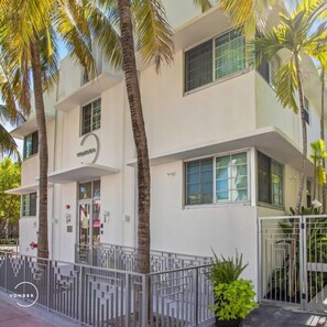 Exterior - Vonder Miami Beach - Unit 11 (Miami Beach)
