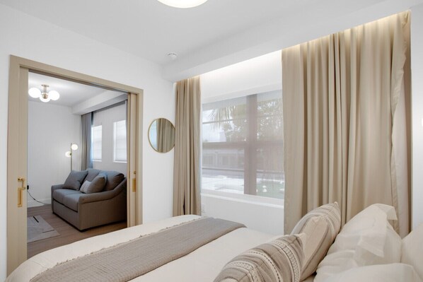 1 soverom, skrivebord, strykejern/-brett og wi-fi (inkludert)