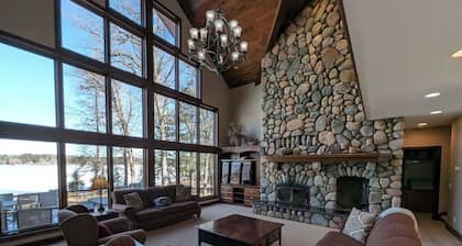 Luxury 5BR 4.5BA Long Lake, Waterfront Home