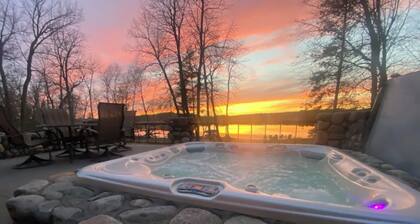 Luxury 5BR Lake Front Home | 5 Bed, 4.5 Bath