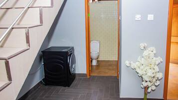 Classic Double Room | Bathroom