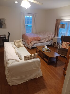 Strykejern/-brett, wi-fi og sengetøy