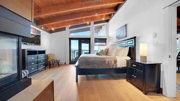 3 makuuhuonetta, työpöytä, vauvan matkasänky, ilmainen Wi-Fi