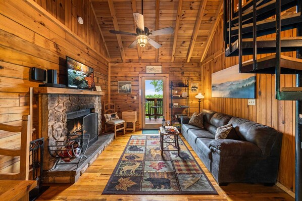 TV, fireplace, offices - Almost Eden Cabin - Hot Tub, WiFi & Mountain Views (Pigeon Forge)