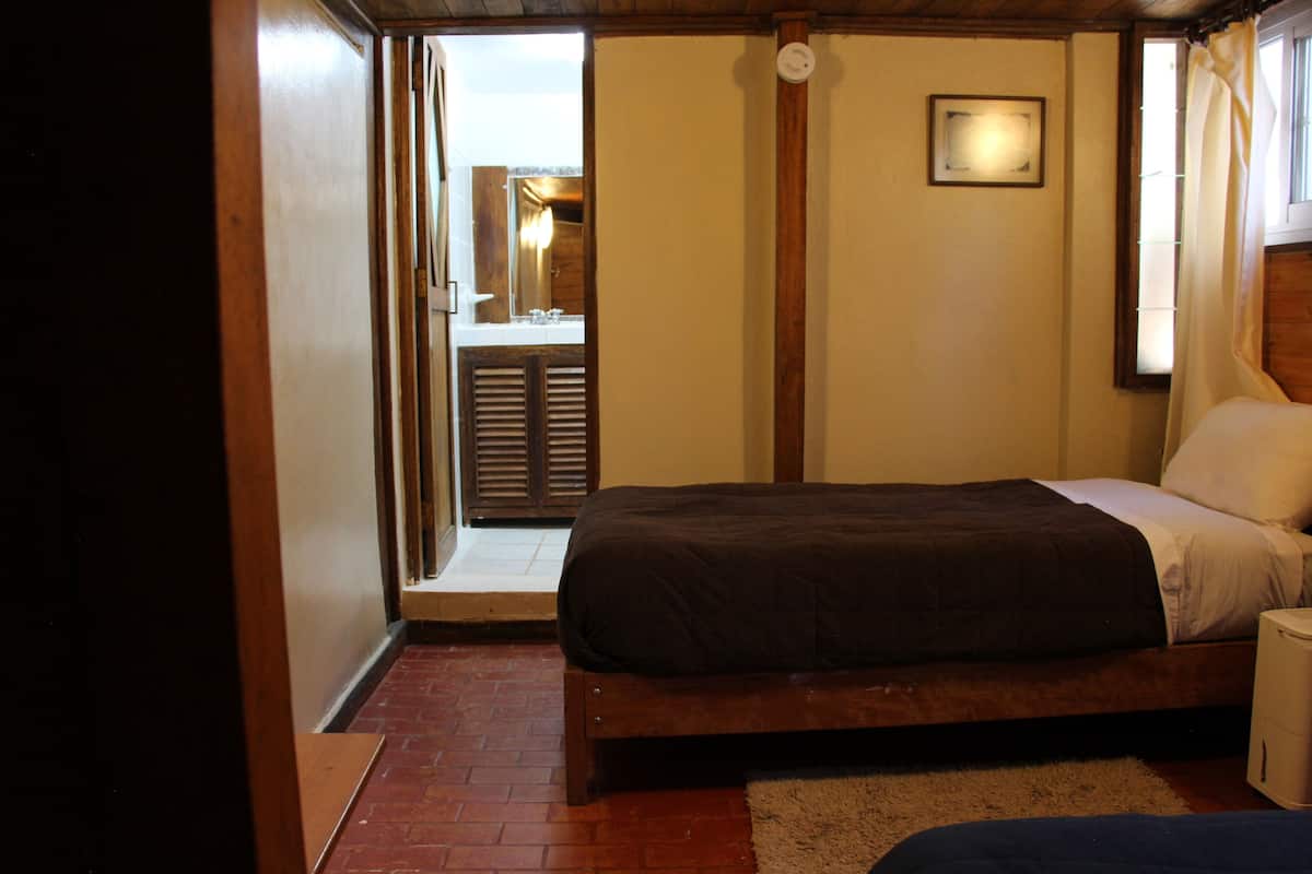 Hochwertige Bettwaren, Betten mit Memory-Foam-Matratzen