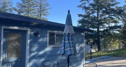Charming, newly renovated 5-bedroom house with modern comfort and tranquility.