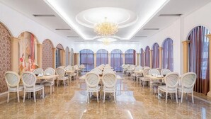 تناول الطعام