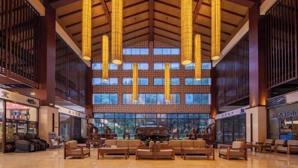 A spacious lobby with high ceilings, large windows, and a grand piano. - Wufeng International Hotel (Wufeng)