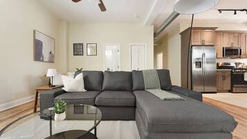 Smart TV, stereo