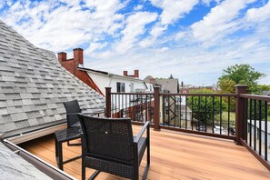 Property grounds - FREE Parking+Netflix Near Hospitals|Food|Shopping (Pittsburgh)