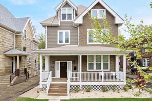 Exterior - BBQ+GYM+Games+Parking Near Bakery Square (Pittsburgh)