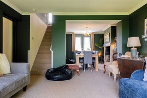 House, Garden View | Living area - Gorgeous Rural 4BD Farm With Hot Tub (Bath)