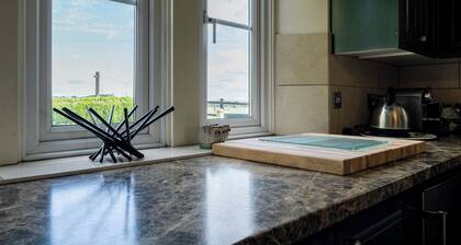 Gorgeous Rural 4BD Farm With Hot Tub