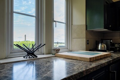 Gorgeous Rural 4BD Farm With Hot Tub