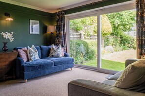 House, Garden View | Living area - Gorgeous Rural 4BD Farm With Hot Tub (Bath)