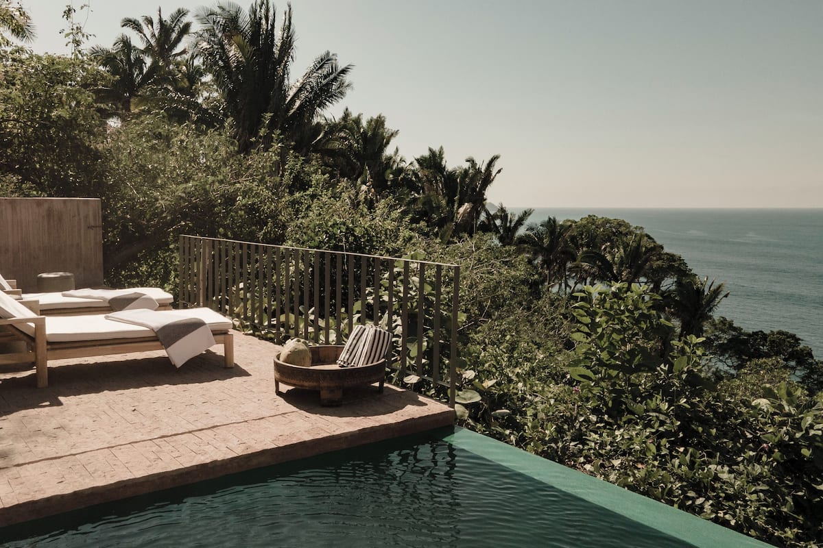Private pool