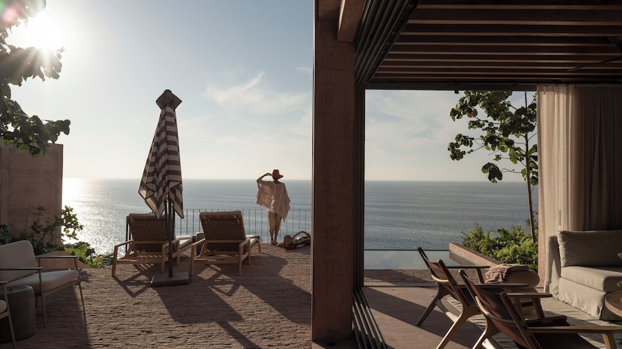 Rosa Morada Luxury and Private Beach