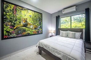 18 bedrooms, in-room safe, free WiFi, bed sheets