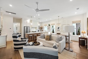 Smart TV, fireplace, ping pong - Stunning Wild Dunes Home-- Fire Pit, Hot Tub, Golf Views, Walk to Marina!! (Isle Of Palms)