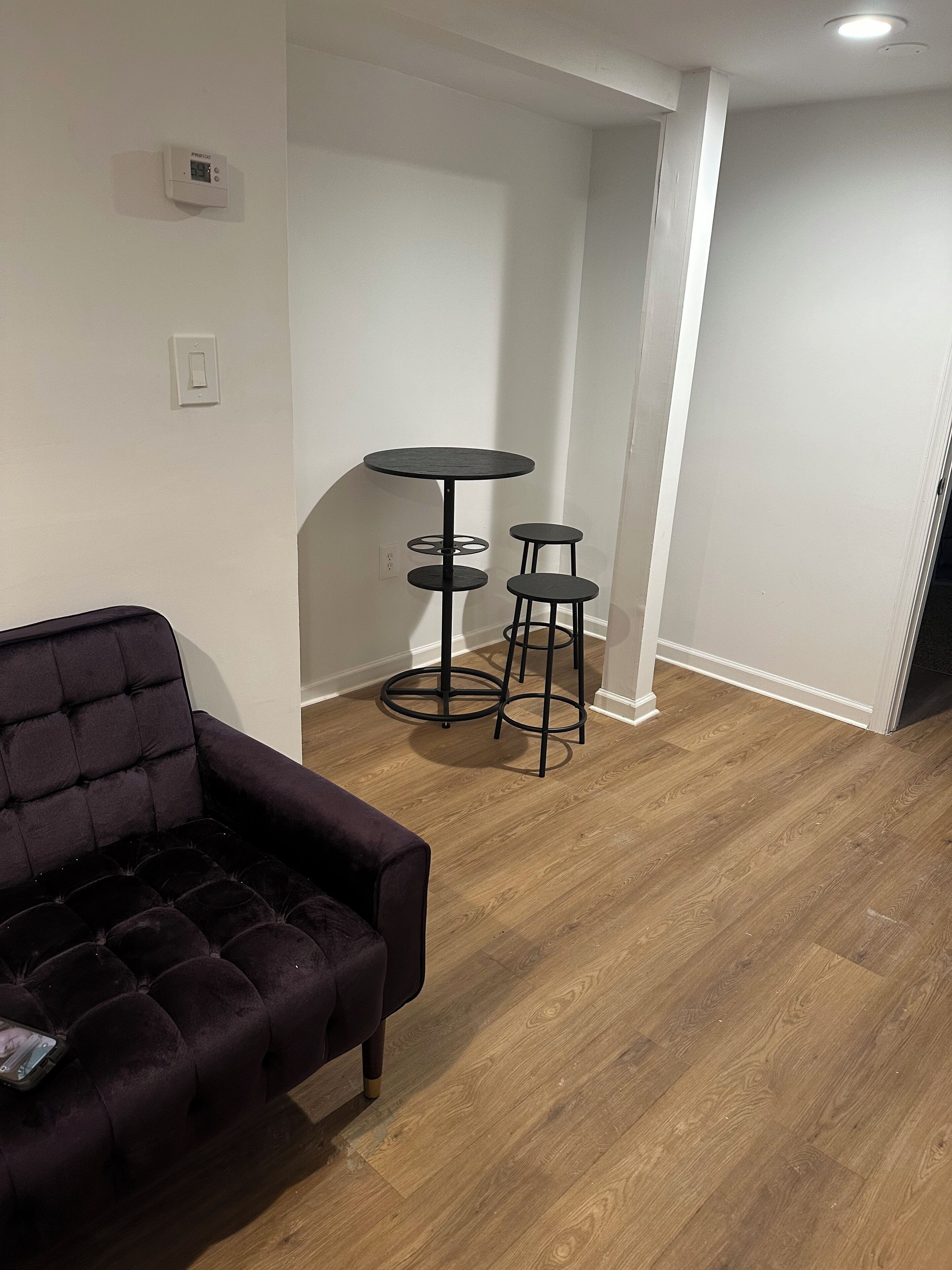 Basement Unit 1-bedroom With Ac And Wifi In Beautiful Washington - Washington, D.C.