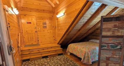 Loft Guest House w/ Private Dock & River Views