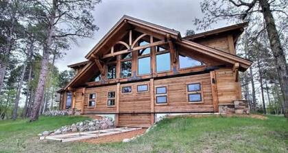 Loft Guest House w/ Private Dock & River Views